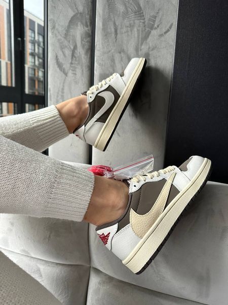 Nike Jordan 1 Retro Low OG SP Travis Scott &ldquo;Reverse Mocha&rdquo; #DJR141 фото