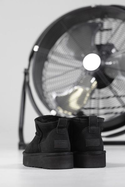 UGG Ultra Mini Platform Black 1077 фото