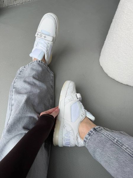 Louis Vuitton Trainer Sneaker White  R036 фото