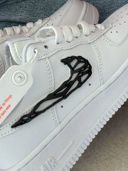 Nike Air Force 1 &rsquo;07 LX Molten White/Black #DNK35 фото