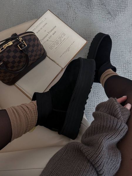 UGG Classic Mini Dipper Black 1458 фото
