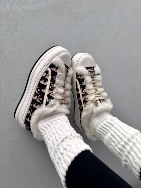 Christian Dior Wal&rsquo;n Dior Fur White / Black &ndash; Premium 1446 фото
