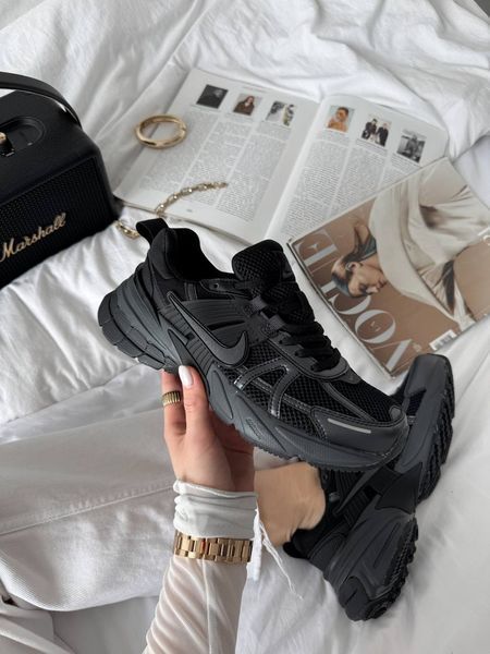 Nike Runtekk Triple Black FG34535 фото