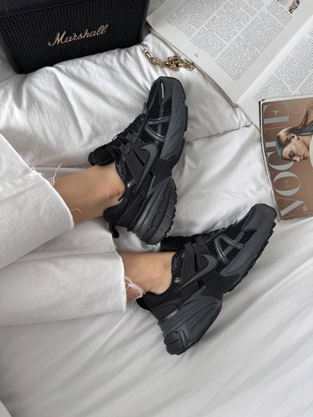 Nike Runtekk Triple Black FG34535 фото