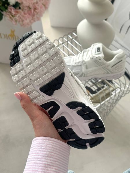 Nike Zoom Vomero 5 White Z03363 фото