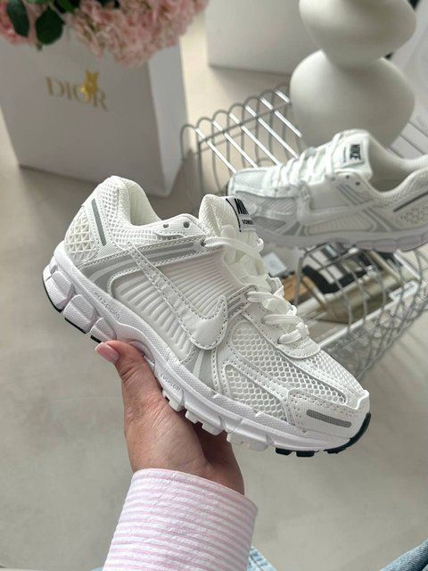 Nike Zoom Vomero 5 White Z03363 фото