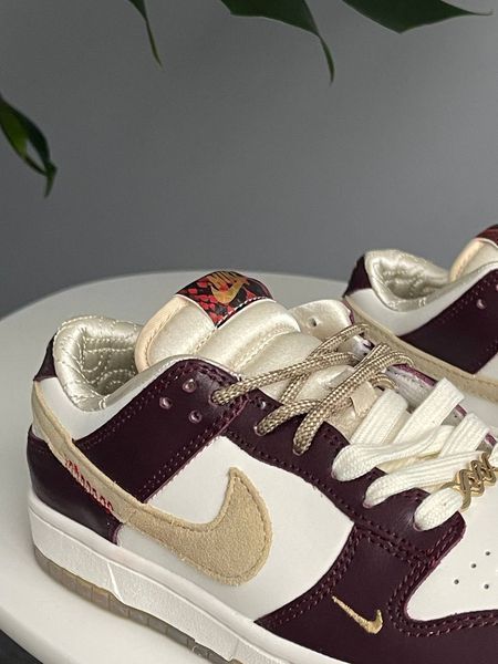 Nike Dunk LX White/Maroon  DA74745 фото