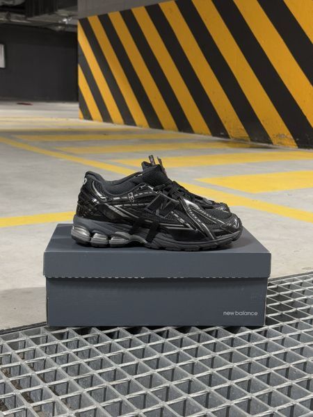 New Balance 1906A Metalic Black/Silver 03130 фото
