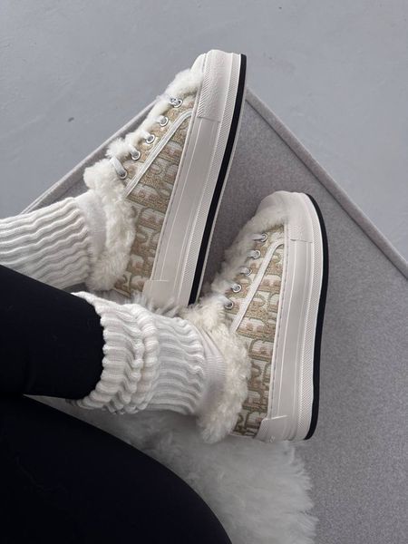 Christian Dior Wal&rsquo;n Dior Fur  White / Gold 1448 фото